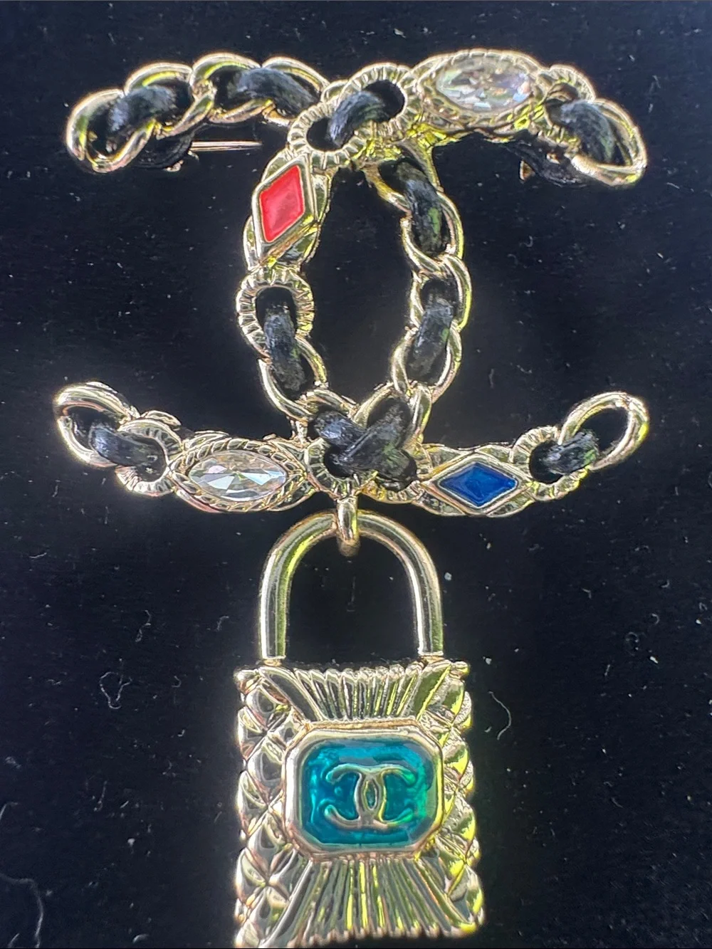 N/A gold tone